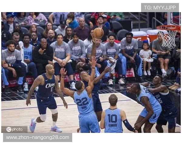 灰熊97-112黄蜂，贝恩26分难敌团队篮球